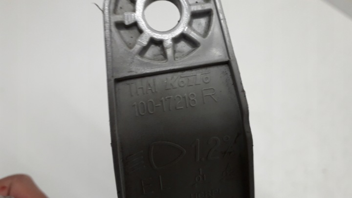 ISUZU D-MAX II 2 11- PHARE DROITE AVANT 100-17218