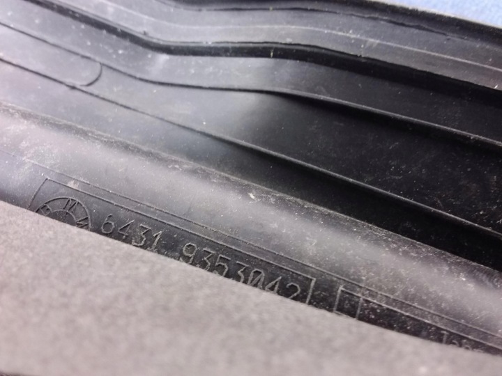 BMW 4 F32 F36 F30 PROTECTION PLASTIQUE DROITE 9353042