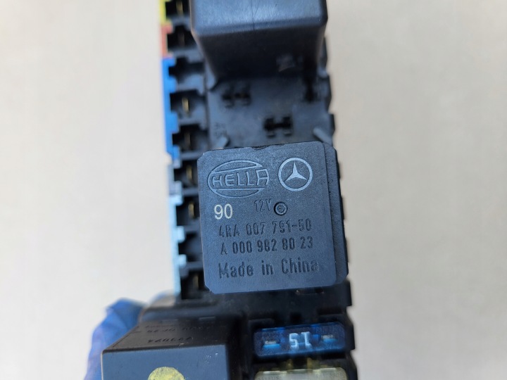 BOÎTE FUSIBLES FUSIBLE RELAIS MERCEDES S-KL W220 A0265455332