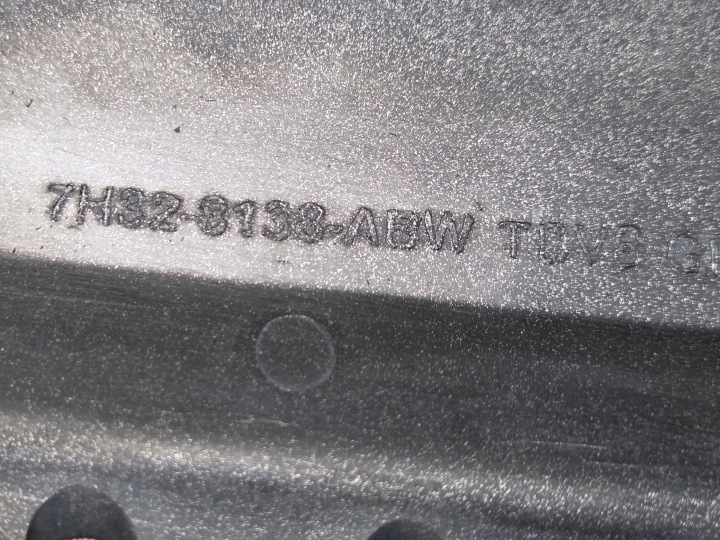 RANGE ROVER SPORT L320 AVANT LIFT CALANDRE AVANT 7H32-8138-ABW 05-2009