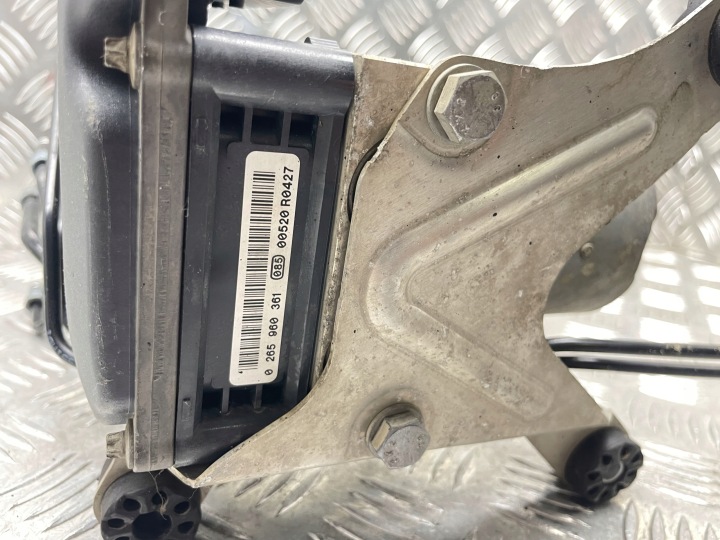 BMW F10 F11 POMPE DE FREIN ABS 6797045 6797047