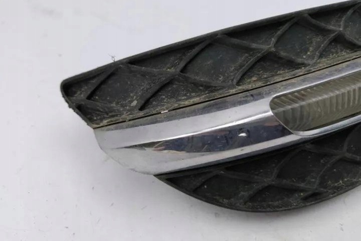SUPPLÉMENTAIRE PHARE AVANT GAUCHE MERCEDES-BENZ C (W204) A2048803224 2.1L