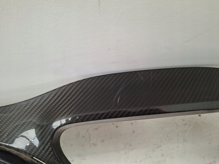 DIFFUSEUR DOUBLURE PARE-CHOCS ARRIÈRE MERCEDES SL 231 W231 CARBONE A2318855500 EN BON ÉTAT