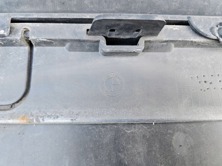 PARE-CHOCS AVANT AVANT BMW X5 E70 LIFT LCI 51117210763 ENTIER EN BON ÉTAT ORIGINE