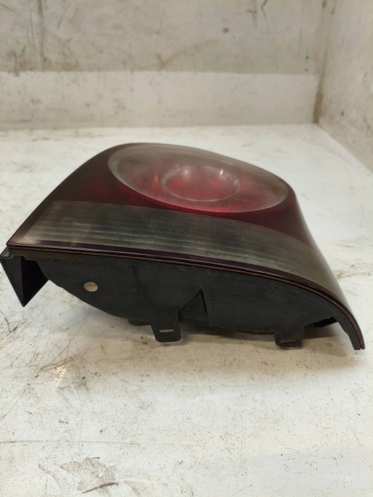 VOLKSWAGEN POLO IV 4 PHARE PROJECTEUR DROIT ARRIÈRE ARRIÈRE 965348
