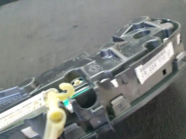 09228772GC COMPTEUR 2.0 DTI 16V 74 2001 OPEL ZAFIRA A (F75_)