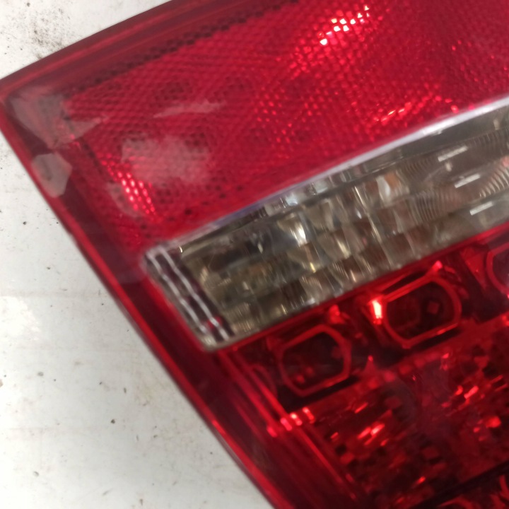 AUDI A6 C6 AVANT PHARE GAUCHE ARRIÈRE 89037044