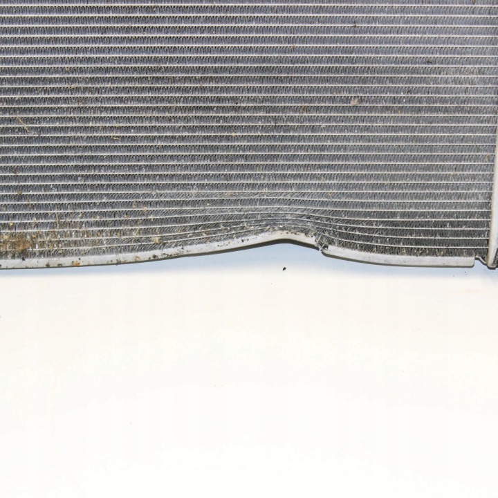 MERCEDES-BENZ AVEC W221 2012 RADIATEUR