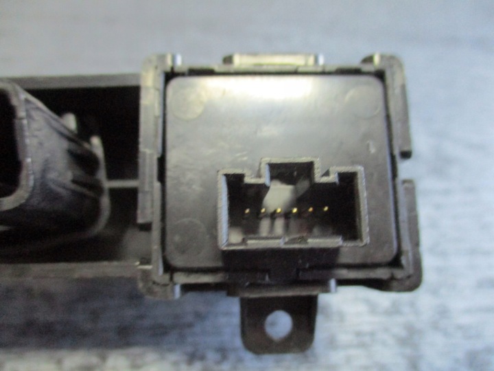 COMMUTATEUR ENGRENAGE SSANGYONG KYRON 85301-09220