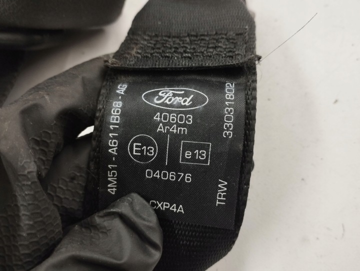 FORD FOCUS 2005 DROITE CÔTÉ CEINTURE DE SÉCURITÉ ARRIÈRE