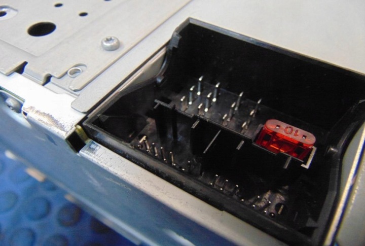 AUDI A4 B8 RADIO 8T1035152A