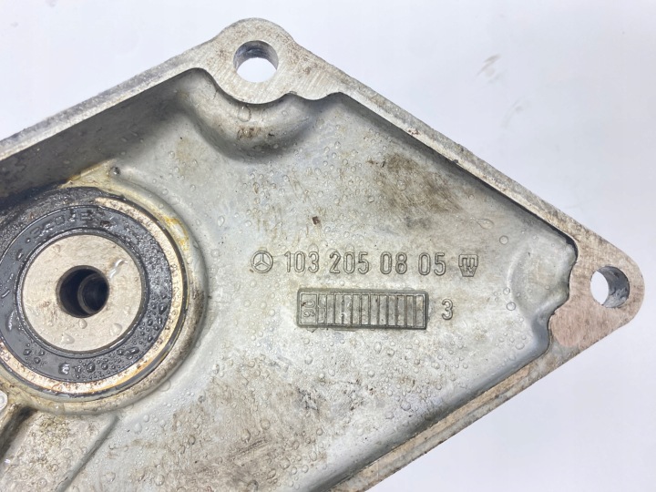 SUPPORT ROULEMENT VENTILATEUR COUPLEUR VISQUEUX MERCEDES W124 M103 300E 260E 1032050805