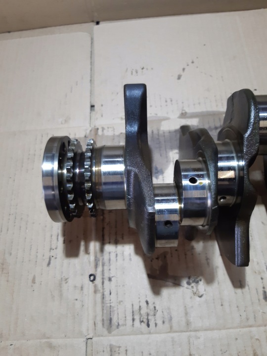 AUDI Q5 8R 3.2 FSI POUCES VILEBREQUIN 06E101R