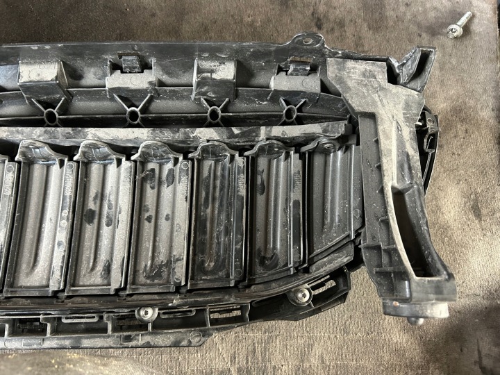 BMW 3 G20 GUIDE D'AIR JALOUSIE