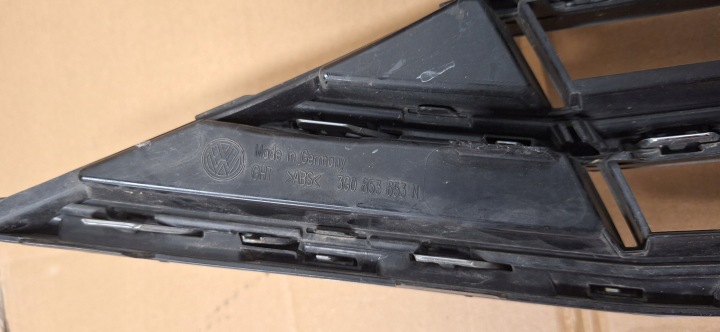 VW PASSAT B8 LIFT 3G0 GRILLE CALANDRE AVANT 3G0853651DJ 3G0853651DE ORIGINE