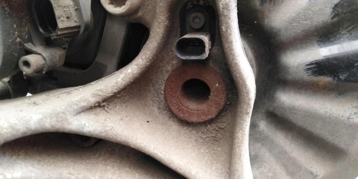 AUDI Q3 83A 83F SPORTBACK SUSPENSION ARRIÈRE ARRIÈRE CHÂSSIS POUTRE