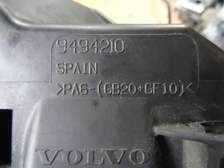 VOLVO S60 2.4D 02' BOÎTE FUSIBLES 9494210