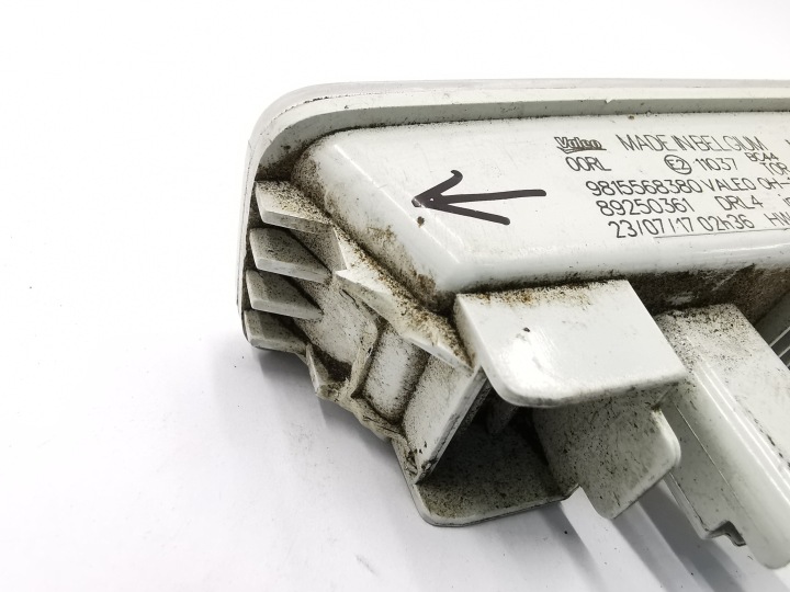 PHARES ANTIBROUILLARD LED DROIT TOYOTA AYGO 2 II 9815568380
