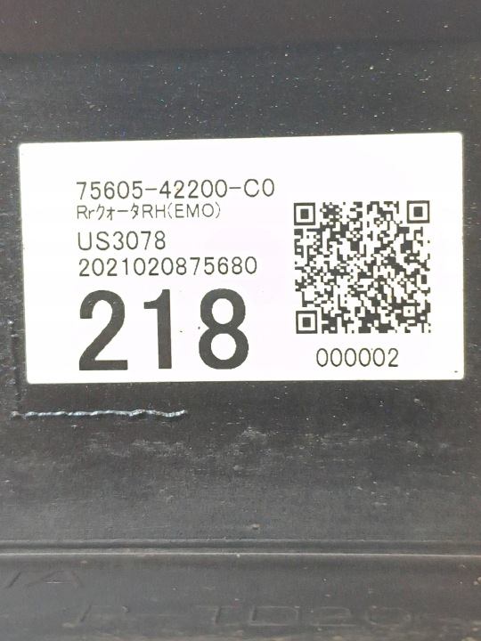 TOYOTA RAV4 V 5 19- MOULURE PROTECTION AILE ARRIÈRE DROITE 75605-42200