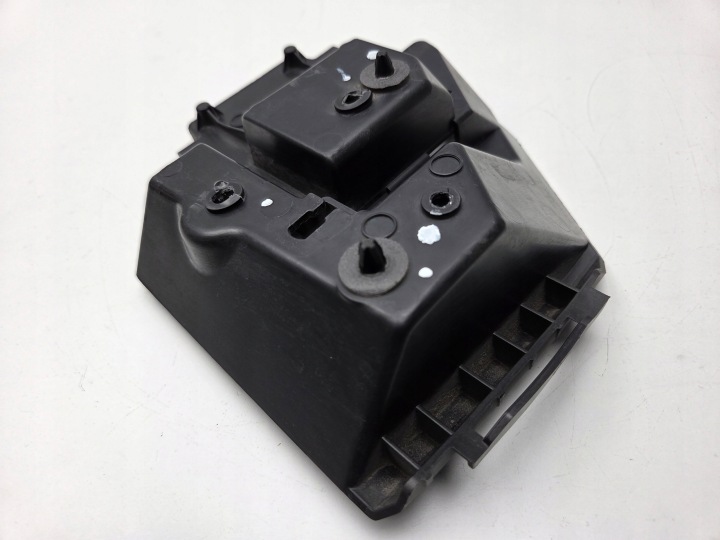 FORD FOCUS MK4 UNIVERSEL DROIT GLISSIÈRE PARE-CHOCS ARRIÈRE ARRIÈRE JX7B-17D980