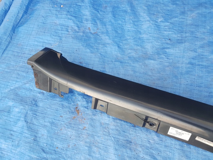 MOULURE SEUIL DROITE BMW 7 F01 B90 7321028-08