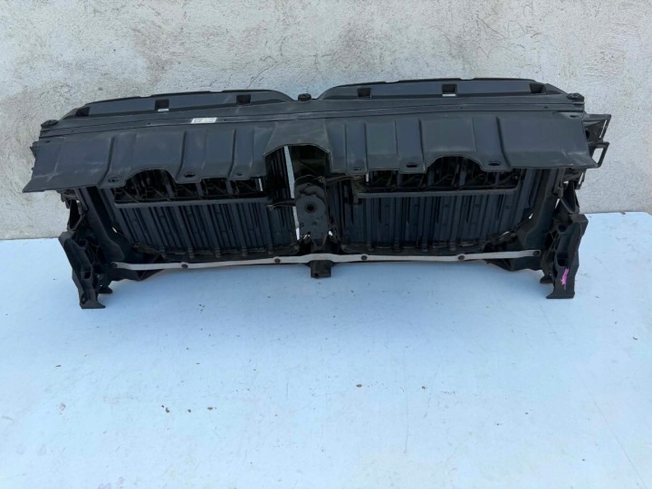 BMW X7 G07 LCI LIFT JALOUSIE AIR SUPÉRIEURE SOUS GRILLES 8586