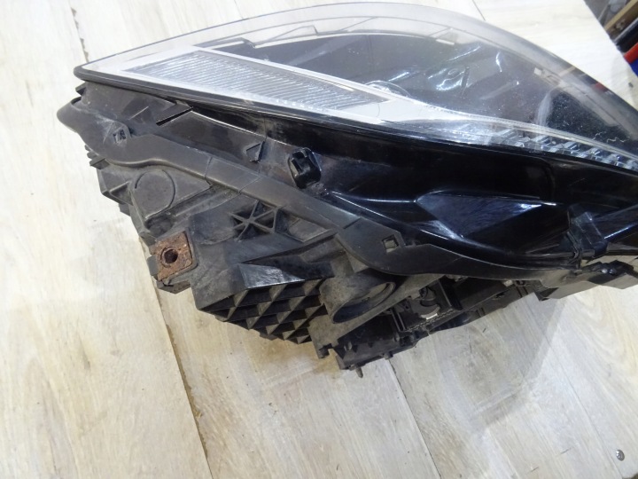 VW PASSAT B8 PHARE COMPLET LED DROITE AVANT 3G1941082G LLU
