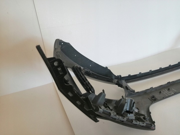 SKODA SCALA PARE-CHOCS AVANT