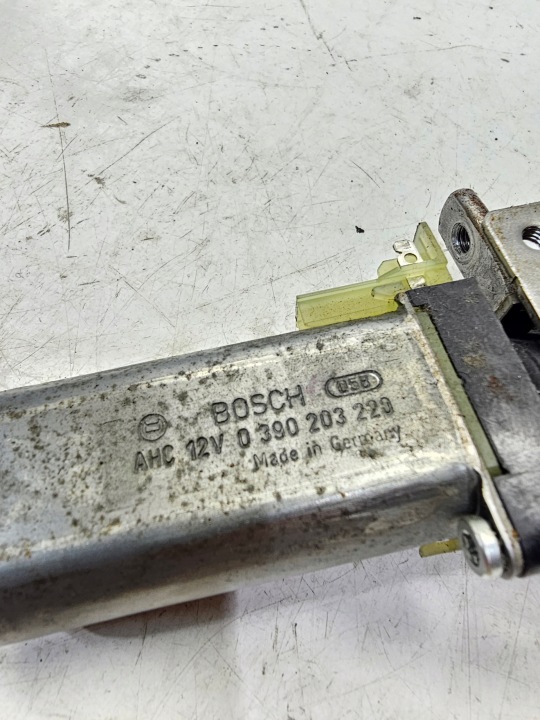 PETIT MOTEUR RÉGLAGES SIÈGES AUDI A6 C6 0390203220
