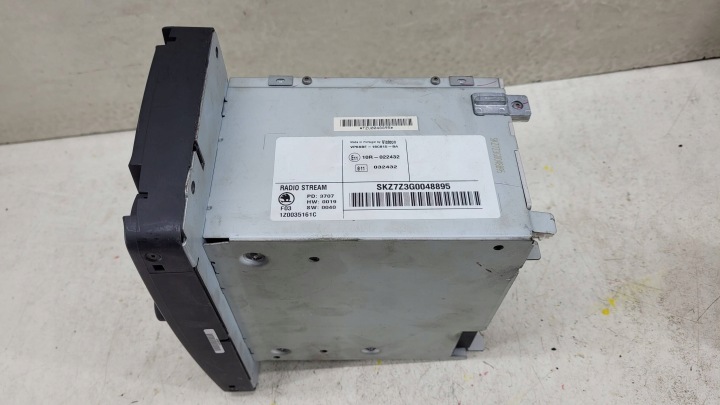 SKODA OCTAVIA 2 II 1Z0 RADIO CD MP3 STREAM 1Z0035161C