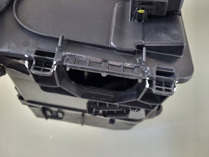 CHÂSSIS BATTERIE SUPPORT PROTECTION 1.4 MPI SKODA FABIA I 6Q0937550C