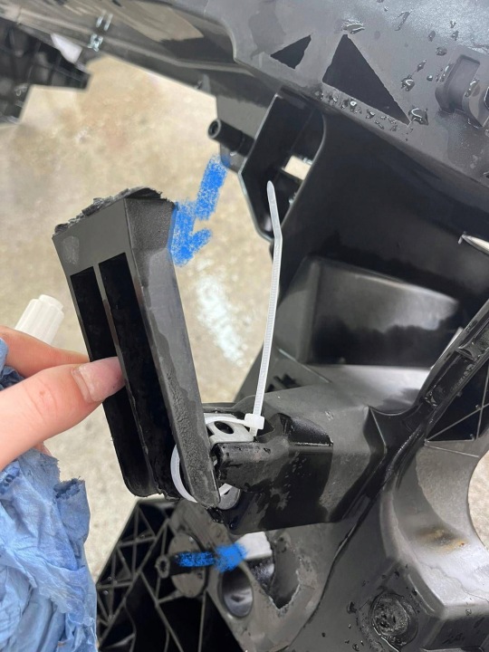 COURROIE AVANT AVANT RENFORCEMENT MERCEDES SPRINTER W907 A9078800900 (J243)