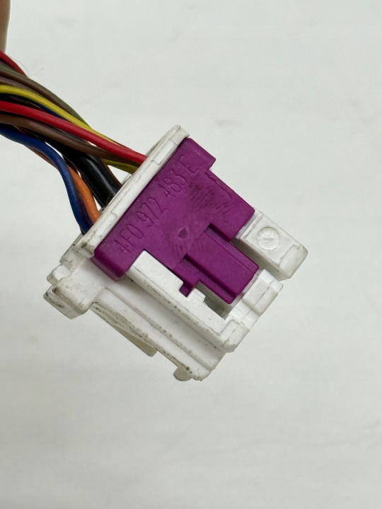 AUDI VOLKSWAGEN SEAT SKODA PUCE PUCE RACCORD FIL 4F0972483E