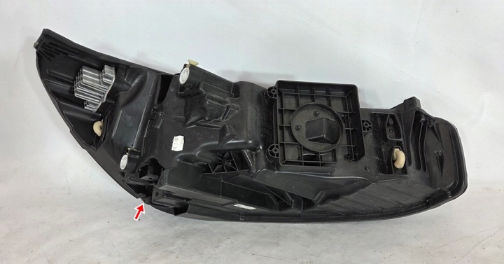 FORD FOCUS MK4 2024 PHARE GAUCHE AVANT