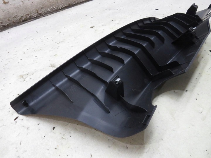 PROTECTION SEUIL GAUCHE VOLVO V40 II 31305359