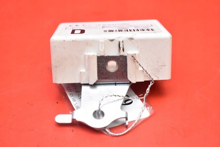 CONTRÔLEUR CENTRAL SERRURE 89741-0D450 TOYOTA YARIS 3 III 17-19