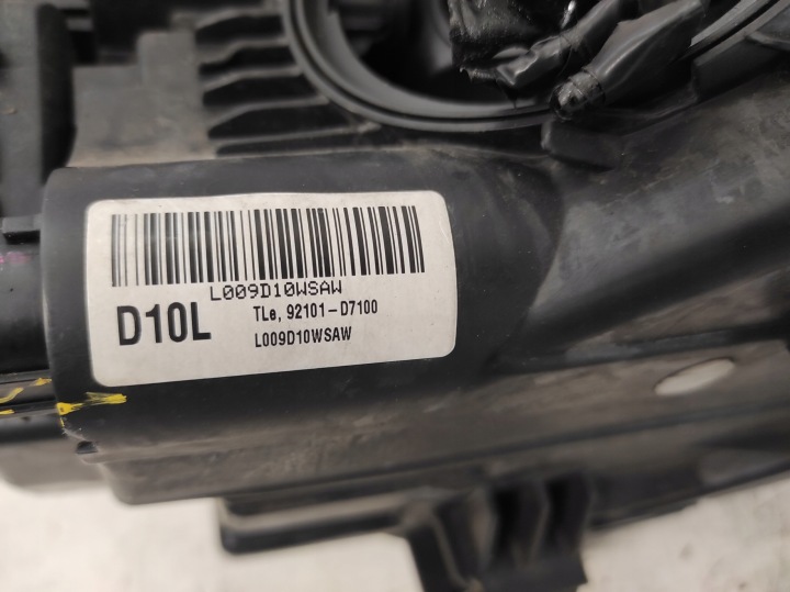 HYUNDAI TUCSON 3 III 15- PHARE GAUCHE AVANT 92101-D7100