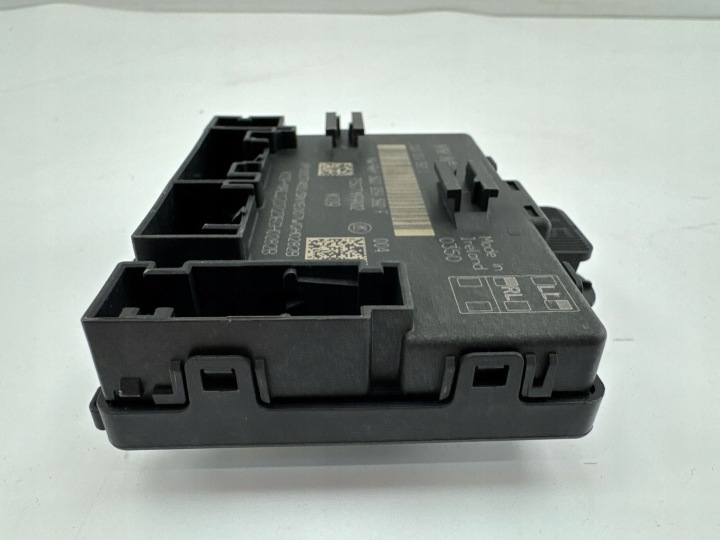AUDI A3 8Y 2023 CONTRÔLEUR MODULE PORTES