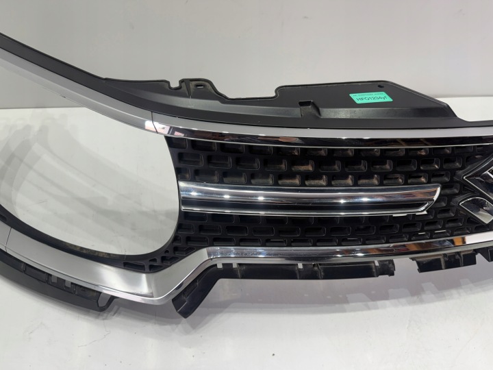 SUZUKI IGNSI III 3 72112-62R0 GRILLE CALANDRE EN BON ÉTAT ORIGINAL