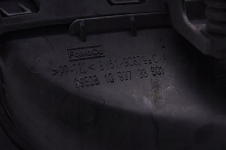 CHÂSSIS FILTRE AIR FORD FOCUS III TURNIER AV619600BF 1.0L GASOLINE