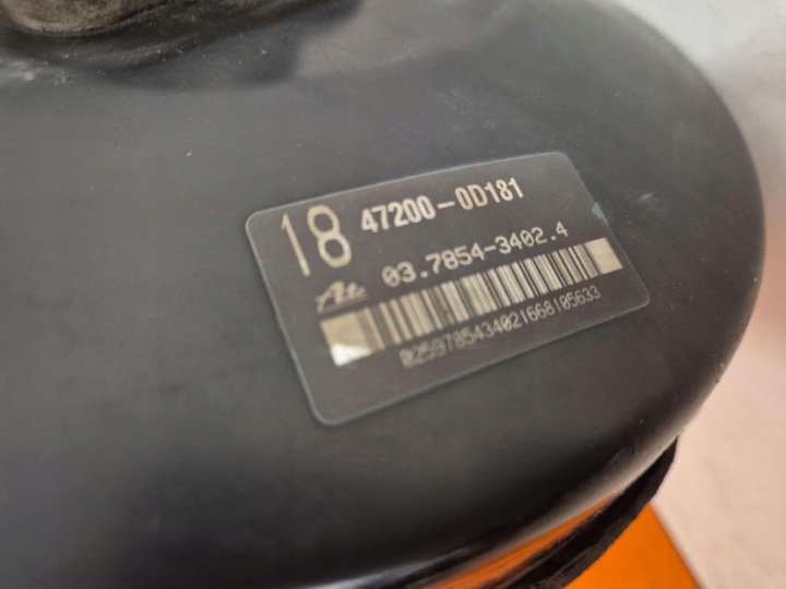 TOYOTA YARIS 2 II 05-09 1.4D POMPE SERVO FREIN 47200-0D181