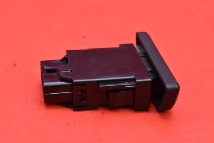 COMMUTATEUR FEUX D'URGENCE 15D509 TOYOTA YARIS 4 IV 20-
