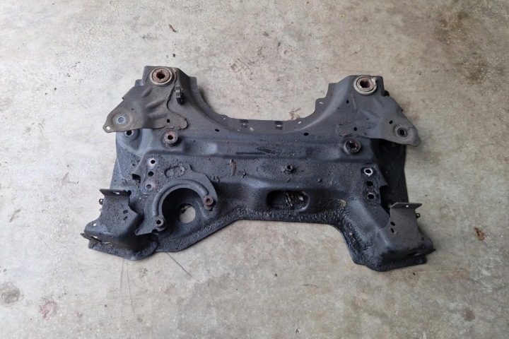 CHÂSSIS AVANT CITROËN C4 PICASSO II 9677071680 1.56L DIESEL 85KW 2015
