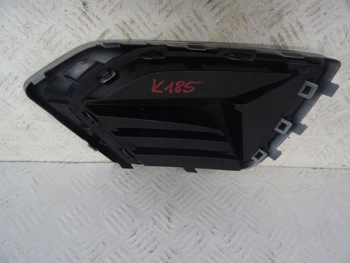 GRILLE PARE-CHOCS AVANT AVANT GAUCHE AUDI Q3 II 83A807681B