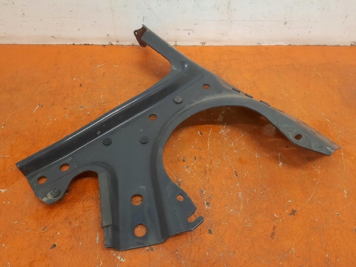 SCANIA R AVEC NTG 16- WSPOENIK FIXATION PHARES MARCHEPIEDS DROIT 2790474