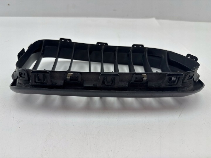 BMW 1 F20 F21 2017 GRILLE AVANT