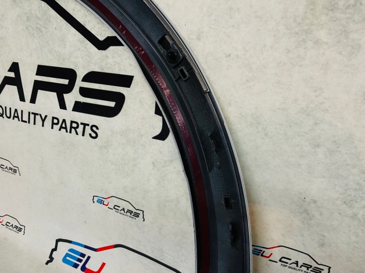 AUDI E-TRON 4KE853717A MOULURE GARDE-BOUE GAUCHE AVANT 2019-2024 ANNÉE