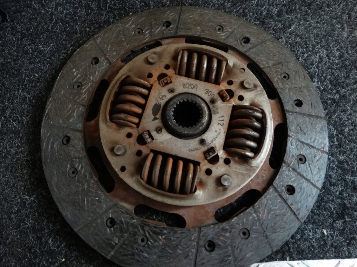 DOUBLE VOLANT EMBRAYAGE RENAULT MASTER NISSAN PRIMASTAR