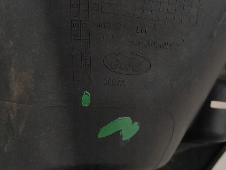 FORD FOCUS MK IV 4 GLISSIÈRE PARE-CHOCS GAUCHE AVANT JX7B17E889