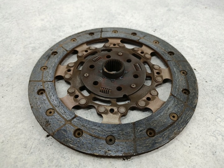 VOLANT BIMASSE COMPLET VOLVO C30 063082000229 3M51-7550-D1D SACHS